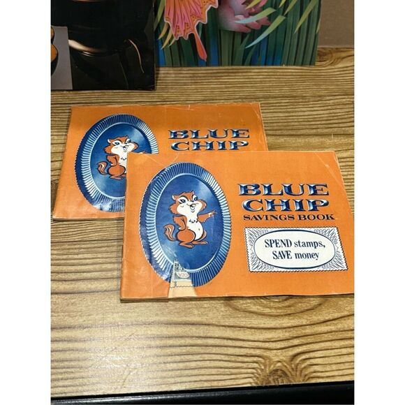 Vtg BLUE CHIP STAMP Books & Redemption CATALOGS-Lot 8- 70s & 80s Booklet STAMPS - Picture 3 of 10